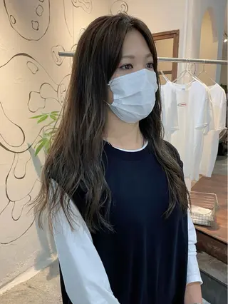 ロング カラー 高橋 愛美のヘアスタイル