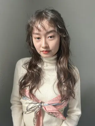 ロング パーマ 🌼U24 ヘアデザインラボのヘアスタイル