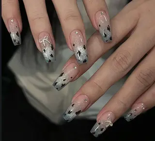 ネイル Pure&Rich Nailのネイルデザイン