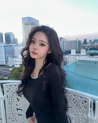 カラー 韓国風暗髪ヘア🤍 🫧MIREIのヘアスタイル