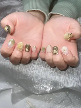ネイル Lee Nailsのネイルデザイン