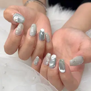 ネイル UnFLAIR 麻布十番店🧸NAOのネイルデザイン