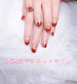 ネイル pink ladyサロン所属・べ にのネイルデザイン