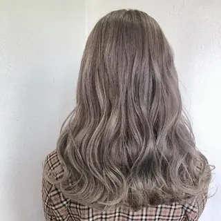 ミディアム カラー ヘアアレンジ 透明感/レイヤー 🇰🇷tomonaのヘアスタイル
