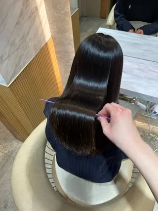 ロング Londespoir所属・川畑 あやかのヘアスタイル