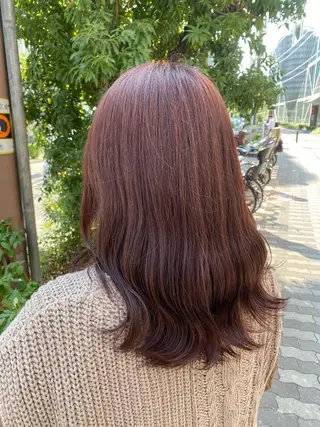 ミディアム 大野 美紅のヘアスタイル
