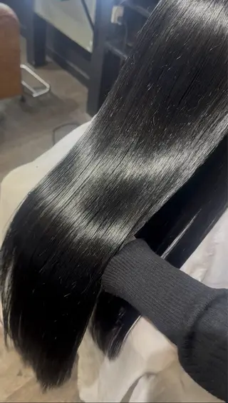 ロング SWAN  sapporo所属・奥田 星来のヘアスタイル