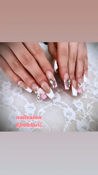 ネイル Epokku ネイルサロンのネイルデザイン