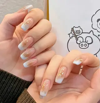 ネイル LEDアイラッシュ ∩_∩アオイのマツエク・マツパデザイン