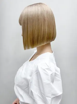 ミディアム カラー ITbyALBUM 下北沢店のヘアスタイル