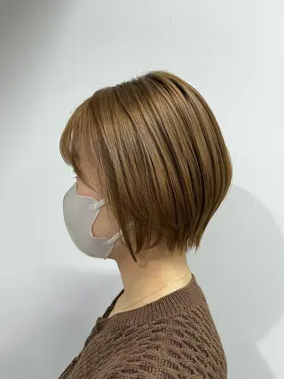 ショート 山本 佳奈のヘアスタイル