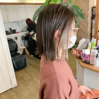 ミディアム カラー regalo 森重ユウのヘアスタイル