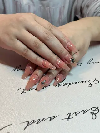 ネイル LULU Nail salonみどりのネイルデザイン