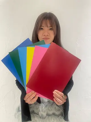 セミロング カラー ハイトーン/パーソナ ルカラー診断・ユキノのヘアスタイル