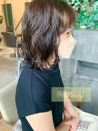 ミディアム 田中 亜沙美のヘアスタイル