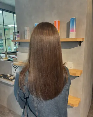 ロング カラー 多田 栞里のヘアスタイル