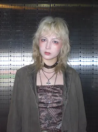 セミロング カラー ヘアアレンジ 森田 琴心のヘアスタイル