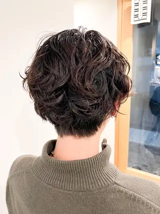 ショート パーマ ミディアムパーマ /癖毛パーマのヘアスタイル