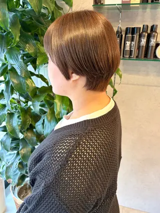 ショート あらい みゆのヘアスタイル