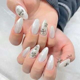 ネイル MoON...❤︎ MeGuのネイルデザイン