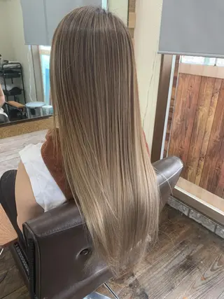 ロング カラー 渡辺 健太のヘアスタイル