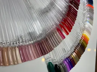 ネイル R.I所属・R.I みちのネイルデザイン