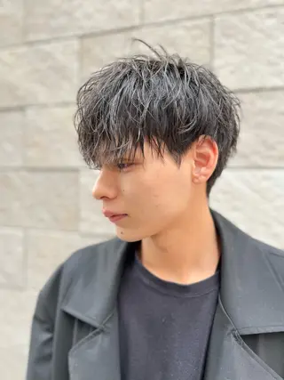 ショート soen所属・⚡メンズパーマフ ェードカットTomyのヘアスタイル