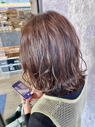 カラー Kobayashi ハイライト/ショートのヘアスタイル