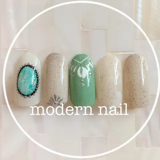 ネイル 小川 玲奈のネイルデザイン