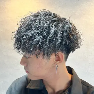 ショート カラー パーマ ヘアアレンジ メンズ 仕上がり満足度No. 1🔥BLUCK🔥のヘアスタイル