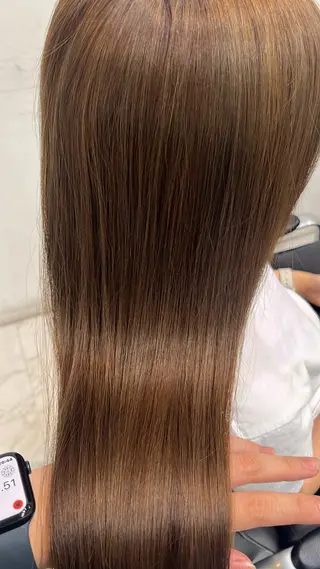 セミロング カラー THE  ESCALA表参道所属・Hana🌷/ 透明感/艶髪/表参道のヘアスタイル