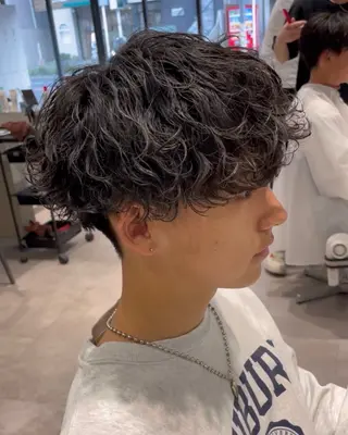 パーマ メンズ テラス阿倍野店所属・メンズパーマ職人馬場 和哉のヘアスタイル
