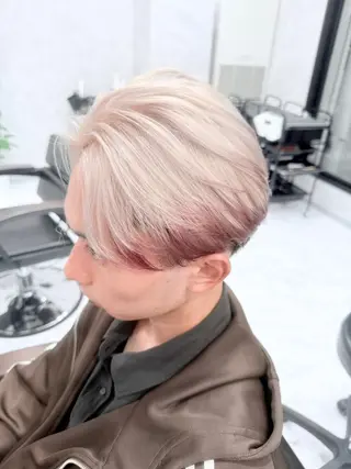 ショート カラー メンズ 🌈派手髪ハイトーン 🌈鈴木亮太🌈のヘアスタイル