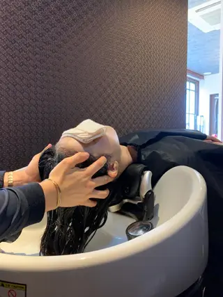 ハイトーン✨髪質改善 ✨スパ得意✨ミヤタのヘアスタイル