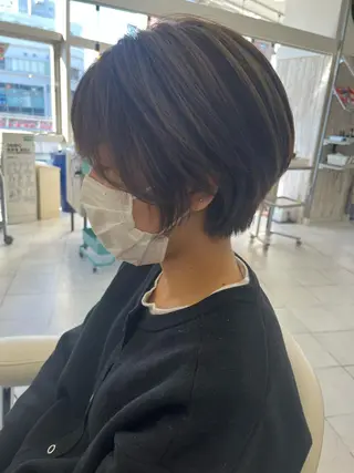 ショート ベージュカラー/ いぢちるみのヘアスタイル