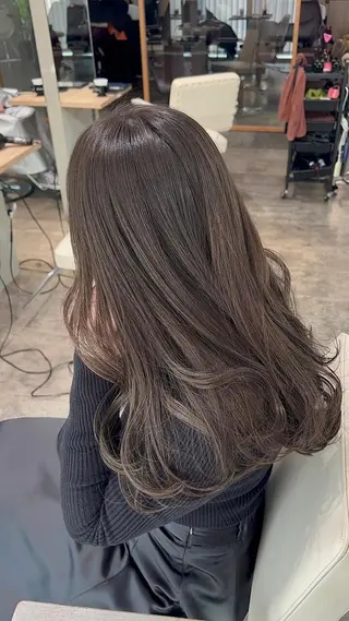 ロング SOURCE 天王寺のヘアスタイル