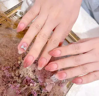 ネイル FLY Nail Salonのネイルデザイン