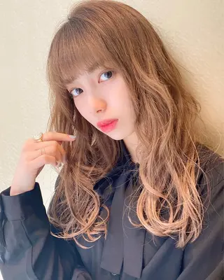 ミディアム レイヤー/ボブ 高嶋 優のヘアスタイル