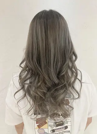 ロング パーマ 🌿アロマヘアルーム 横浜店✂︎のヘアスタイル