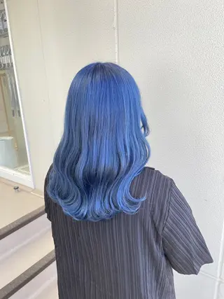 ロング カラー ヘアアレンジ 艶髪✨寒色カラー✨ 翁長孝輔のヘアスタイル