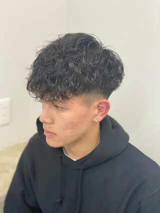 ショート パーマ メンズ sunc所属・梅田l大人韓国ヘア レイヤー×艶カラーのヘアスタイル