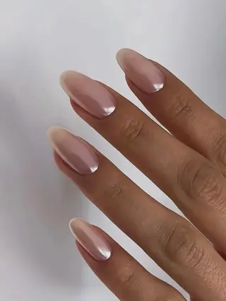 ネイル 高木 維麗絲のネイルデザイン