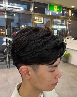 ショート パーマ メンズ フェザーパーマメンズ ツイスパ京都駅前のヘアスタイル