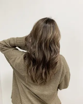 ロング カラー レイヤー×縮毛矯正 深見 拓のヘアスタイル