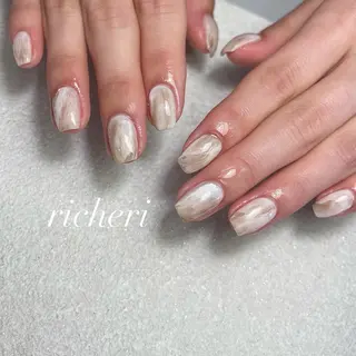 ミディアム ネイル richeri beautyのネイルデザイン