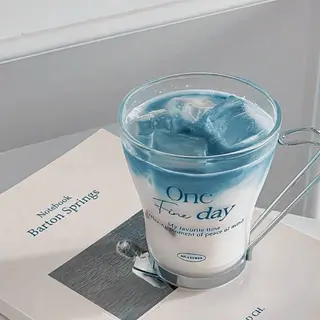 レイヤー🍑透明感 カラー🤎AKARIのヘアスタイル