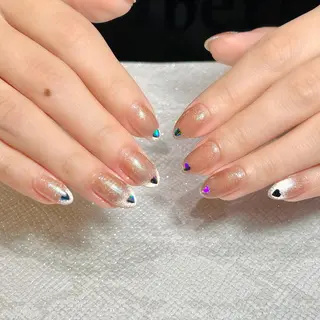 ネイル Mizuliネイル 眉毛メイクのサロンのネイルデザイン