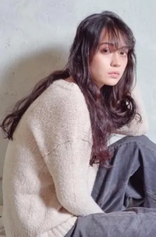 ロング Hokule'a 戸越銀座　向達真季のヘアスタイル