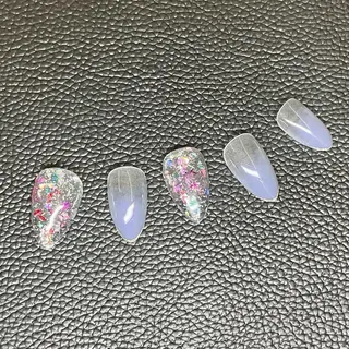 ネイル nail Eclat所属・志賀野 美喜のネイルデザイン