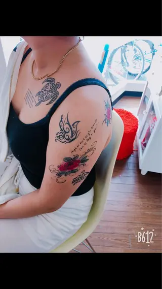 JR西大路駅徒歩1分 JBネイルのネイルデザイン